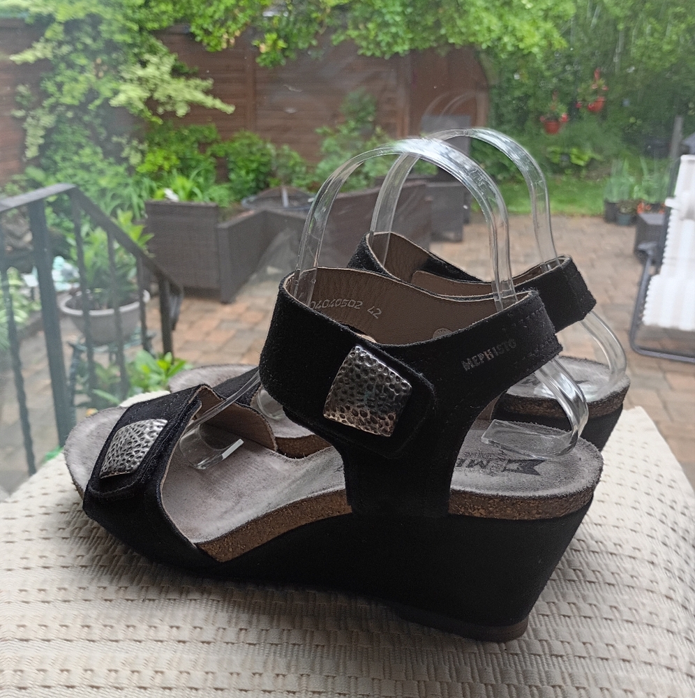 Mephisto Black Wedge Sandals size42/11.5.Very Good Condition - Picture 2 of 10